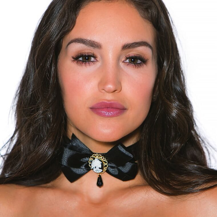 Shirley of Hollywood 970 Choker Ribbon Bow Cameo Black