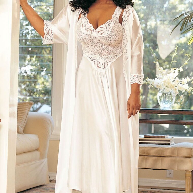 Shirley of Hollywood SoH-IA X3585 Bridal Gown Whit